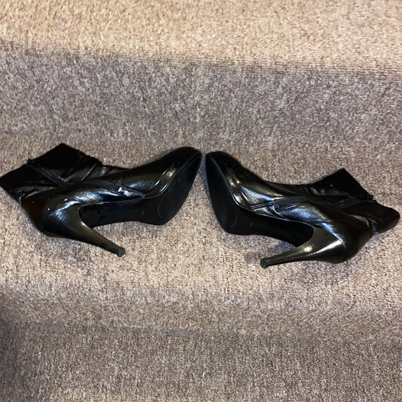 ♠️GUC Nine West Manmade Upper Black Platform Heeled Dress Booties - Picture 8 of 13